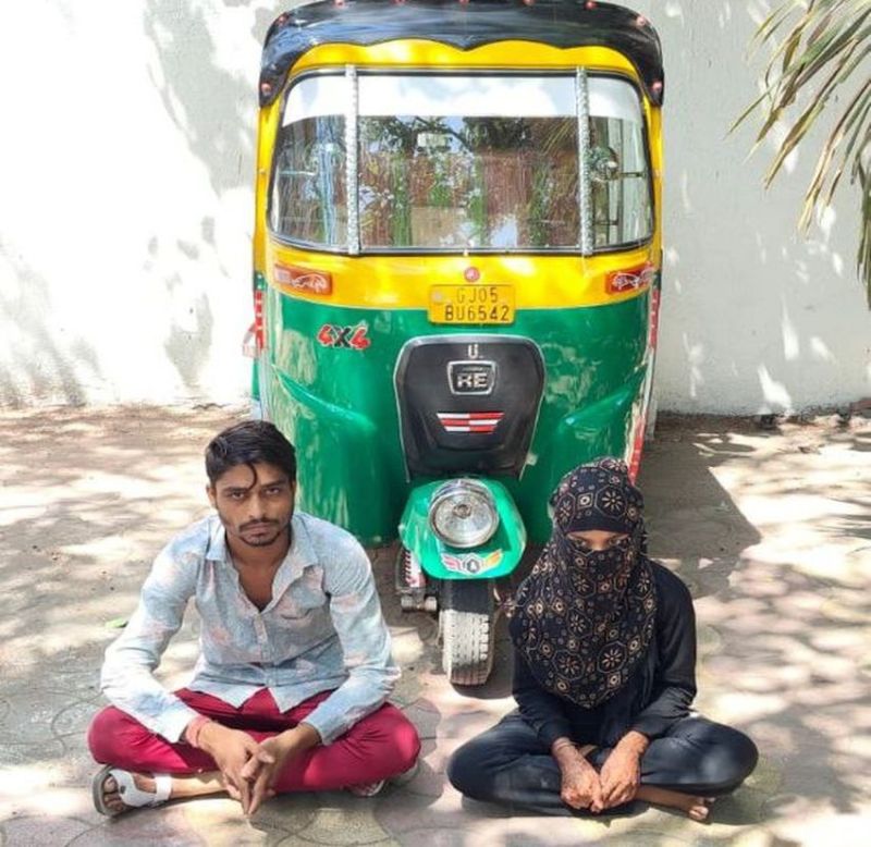 SURAT NEWS : जानिए भाई-बहन ने कैसे पार किए व्यापारी की जेब से 50 हजार