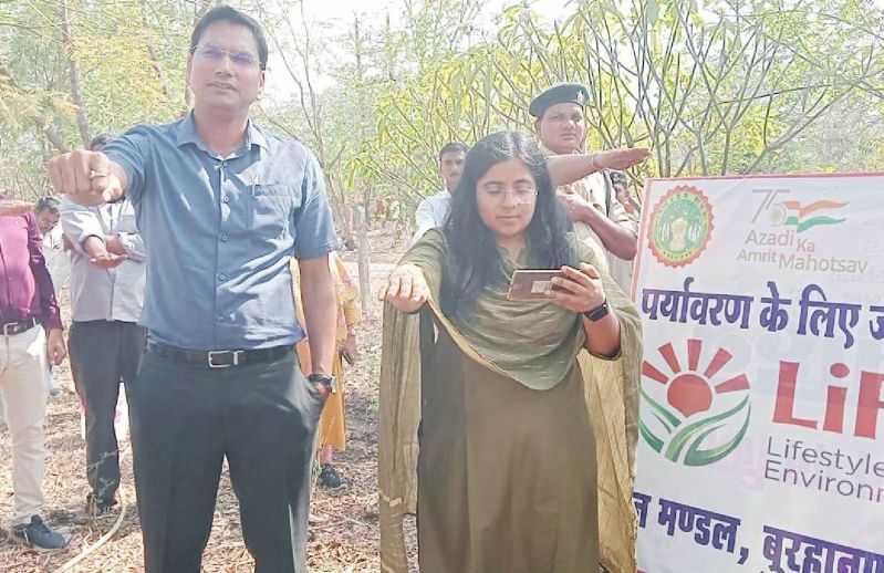 The collector gave this message to save the environment