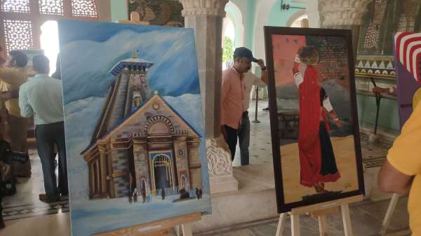 Art Exhibition at Albert Hall on the occasion of International Museum Day