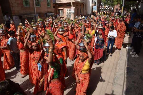 शनि जयंती पर निकली शोभायात्रा