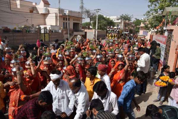 शनि जयंती पर निकली शोभायात्रा