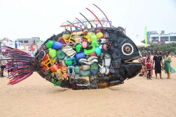 Besant Nagar Beach पर चला G20 Mega Beach Cleanup अभियान , मंत्री ने संभाली कमान, स्कूली छात्र और स्वयंसेवक भी हुए शामिल