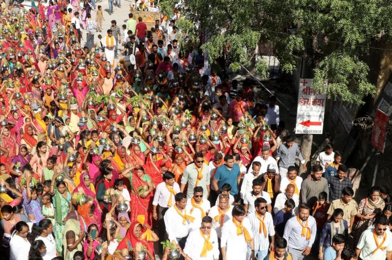 रक्ततलाई से रथ-ऊंटों पर सवार रणबांकुरों की शान से निकली शोभायात्रा