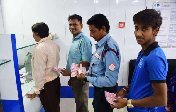 Two thousand rupess exchange start in Ajmer