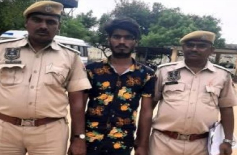 नशा और महंगे शौक को पूरा करने के लिए चुराता था मोबाइल और पर्स