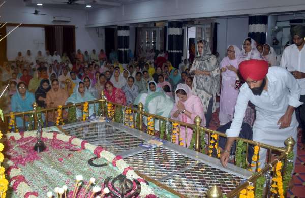 शहीद दिवस  गोरखपुर गुरूद्वारे