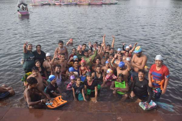 नर्मदा की लहरो से राहत 