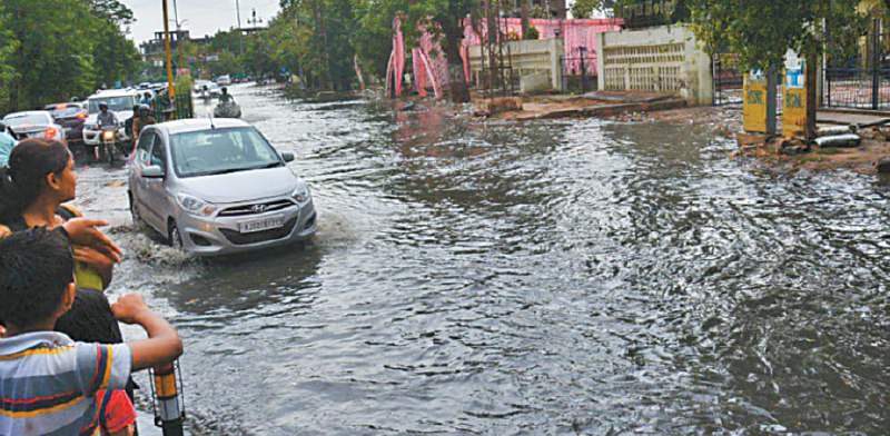 IMD Rain Alert In Seven Districts In Next Three Hours