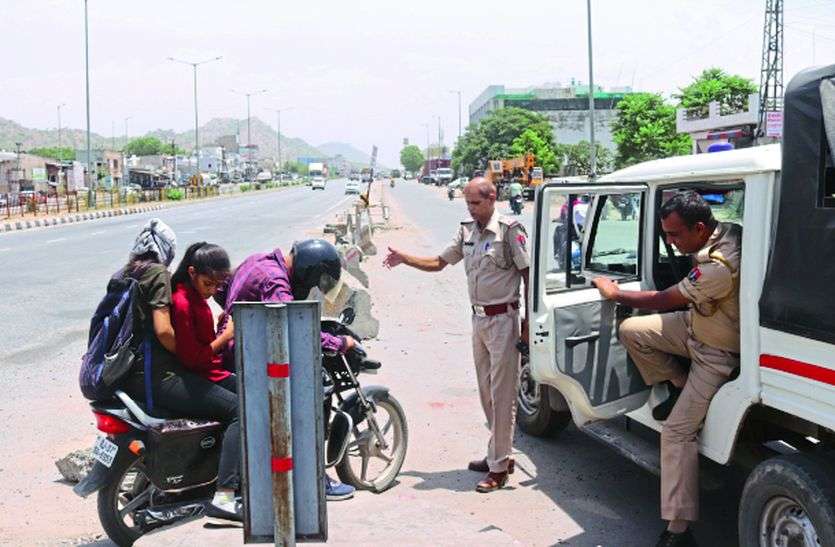 हाइवे पर रॉन्ग साइड आने वालों से पुलिस ने की समझाइश, आज से चालान