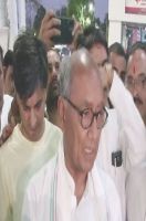 इंदौर में दिग्विजयसिंह