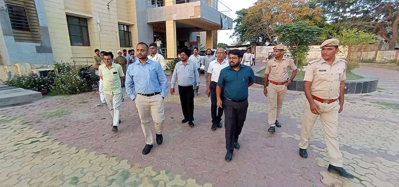 जिले को आकार देने को तलाशा आधार