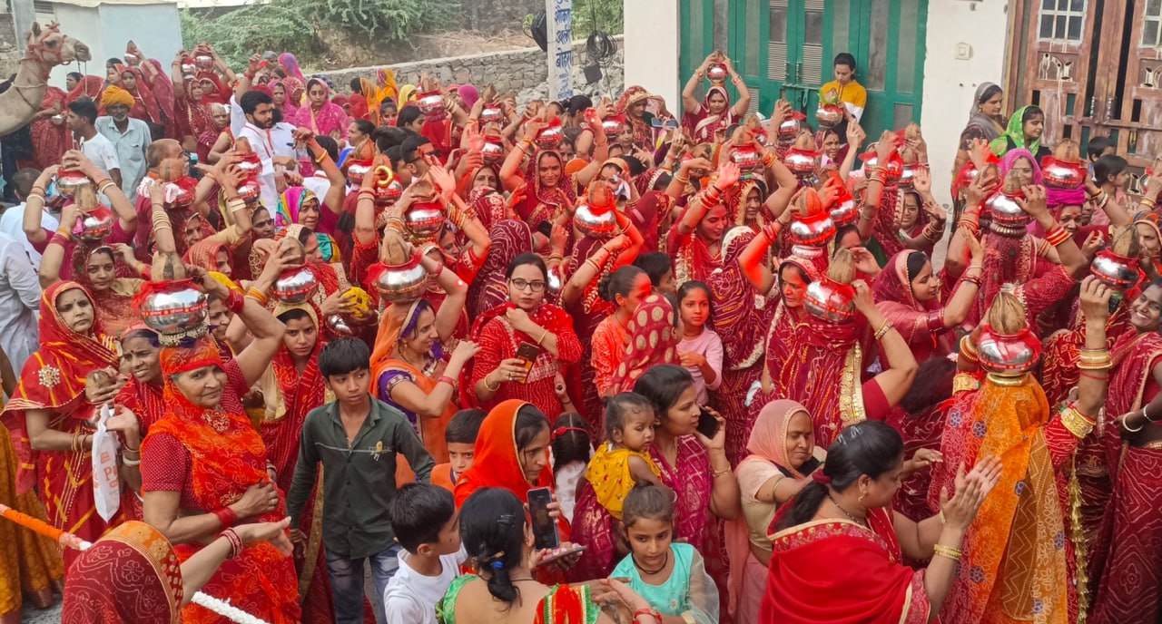Video...राम दरबार प्राण प्रतिष्ठा महोत्सव में निकली शोभायात्रा