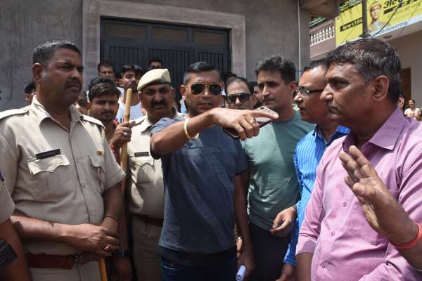 अतिक्रमण का सफाया