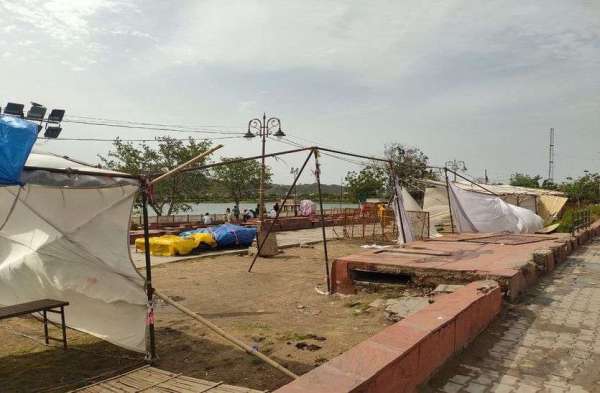 Clouds over the pink city jaipur strong winds
