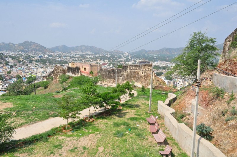 ब्रिटिशकाल में होता था परकोटे का रिकार्ड, अब नहीं सरोकार