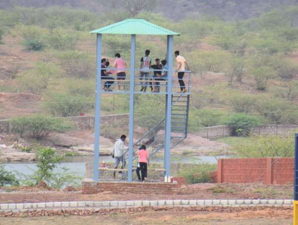 When the weather became pleasant, children's 'Dhamal' in Lavkush Park...... see photos