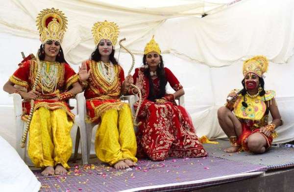 महेश नवमी पर निकली शोभायात्रा