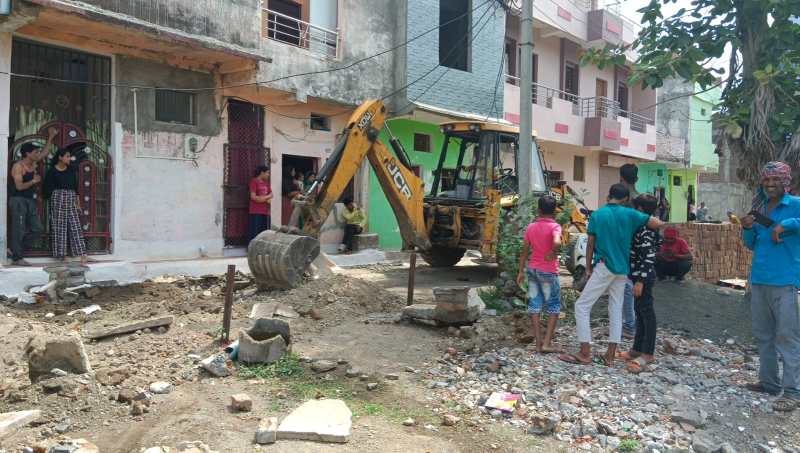 The road is to be constructed at a cost of 78 lakhs