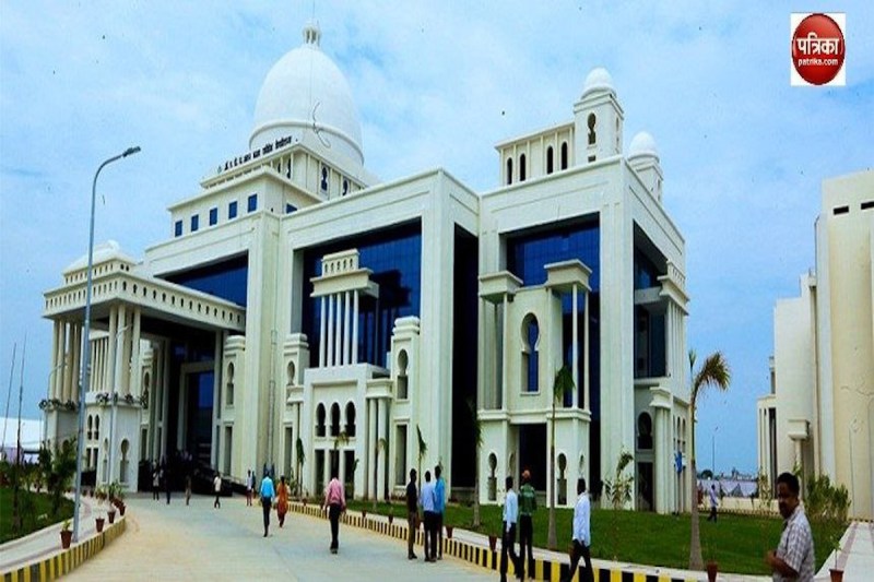 सीसीटीवी से निगरानी