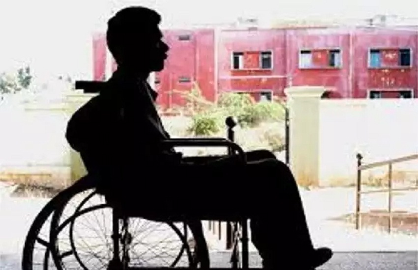 Divyang himself changed his fate when he did not get help from the government