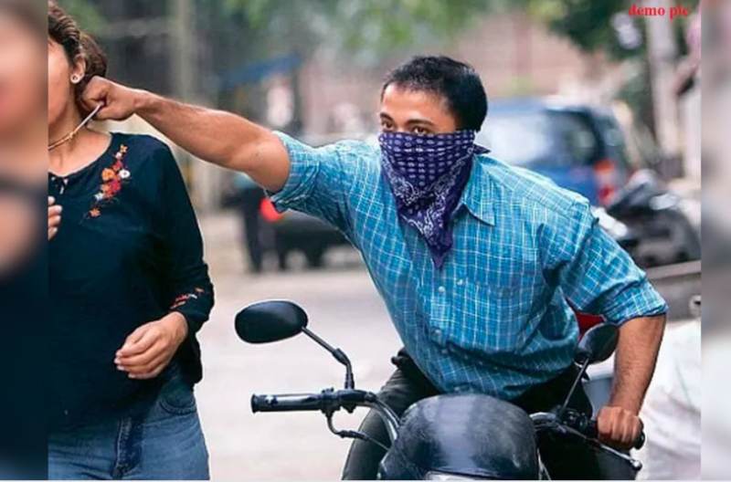 Gold Chain Snatched From The Neck Of Woman Going To Temple In Bhilwara