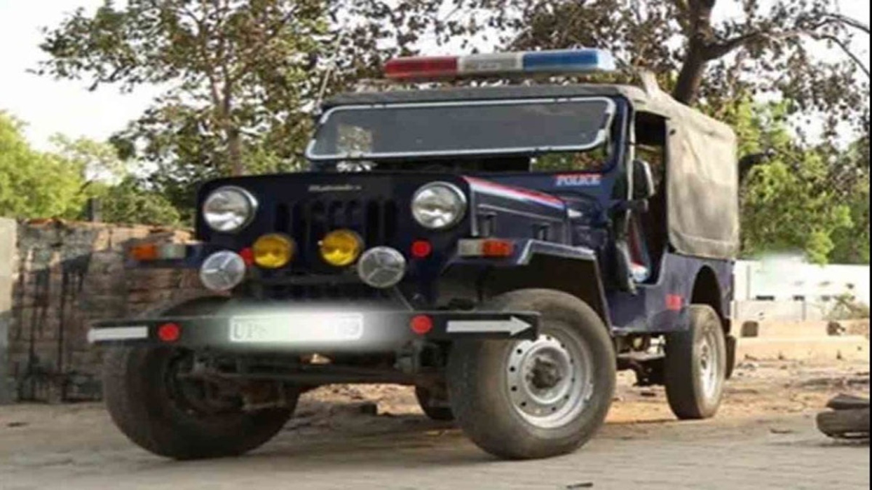 police_jeep.jpg