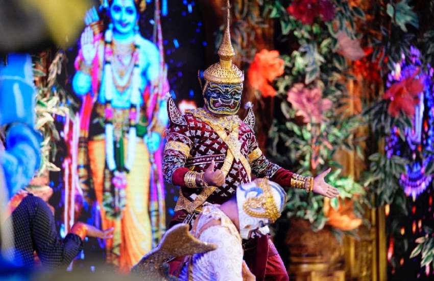  पहले दिन कंबोडिया की रामायण मंडली की प्रस्तुति ने दर्शकों का मन मोह लिया