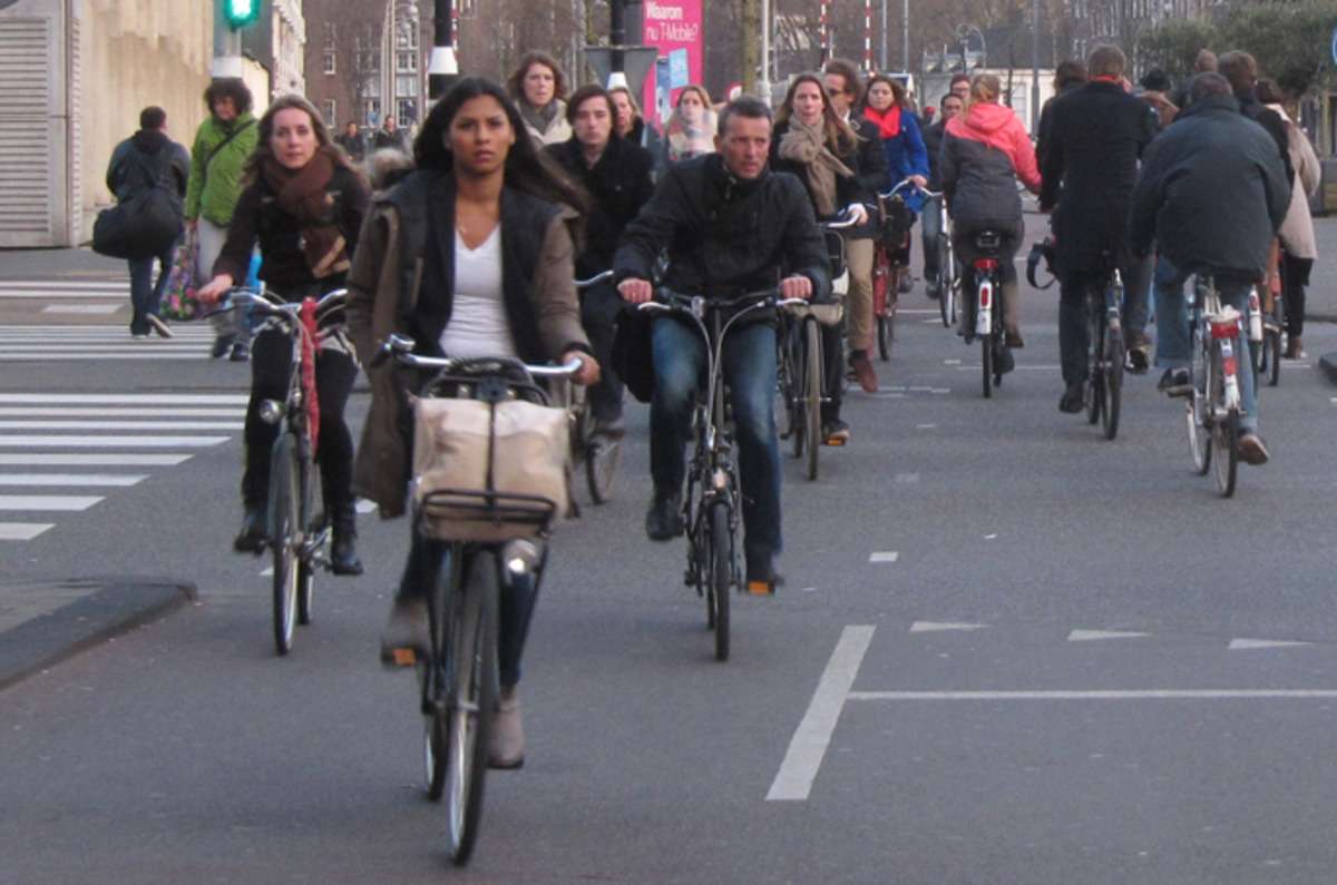 riding_bicycles_in_amsterdam.jpg