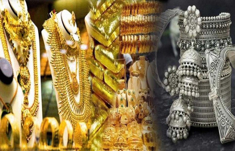 When gold became cheaper, the price of silver increased,