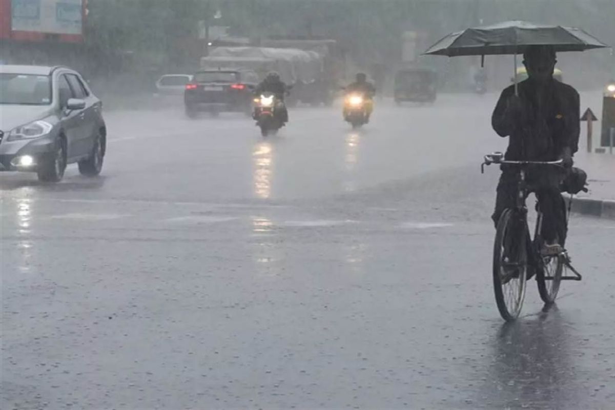 Pre Monsoon alert, heavy rain in 25 cities of UP