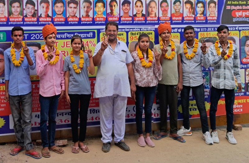 टोंक में गत वर्ष के मुकाबले 10 प्रतिशत अधिक रहा 10 वीं बोर्ड परीक्षा का परीणाम, राज्य में 12 वां स्थान किया प्राप्त