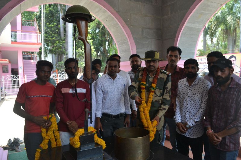 जिंदगी अलग जीना है तो चैलेंज लो,आर्मी में जॉब,रोमांच और गर्व सब है:चौहान