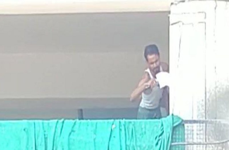 गंगा जमुना स्कूल प्रबंधन की मुश्किलें और बढ़ीं, दीवारों की पुताई कराकर साक्ष्य मिटाने का किया प्रयास