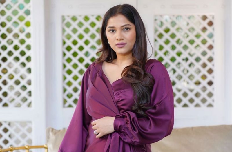 सेलिब्रिटी मेकअप आर्टिस्ट सिम्मी मकवाना ने एक्ट्रेस श्रद्धा डांगर के साथ किया कोलिब्रेट