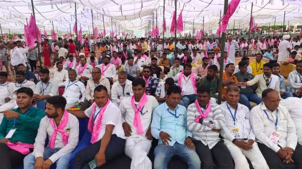 Show of strength of Mali society