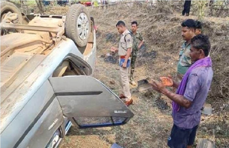 हादसा : कार चलाना सीख रहे टीचर ने कर दी ये गलती, अनियंत्रित होकर ऊंचाई से खेत में जा गिरी, दबकर मौत