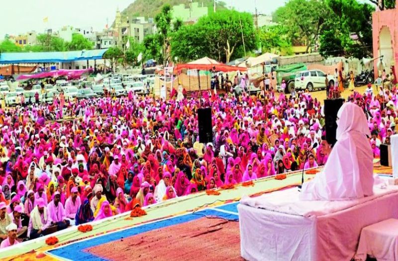 जीवन में शाकाहारी और सदाचारी रहें- संत उमाकांत