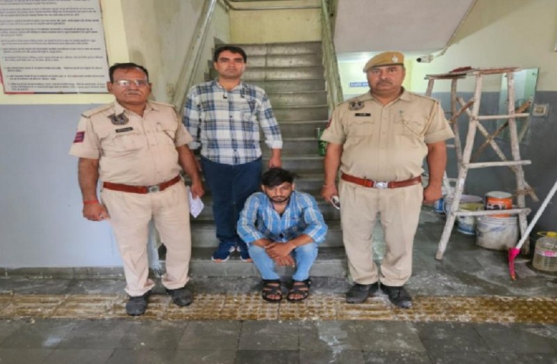 बलात्कार के मामले में तीन साल से फरार चल रहा इनामी आरोपी गिरफ्तार