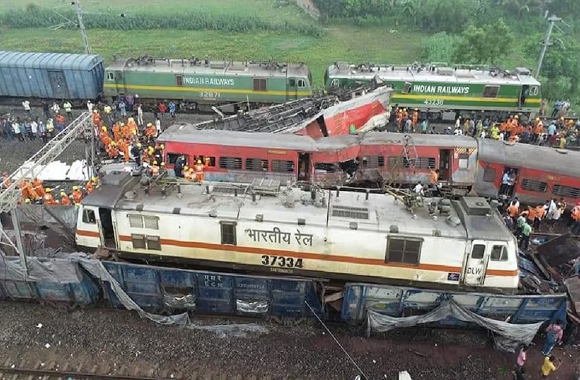 Balasore train accident: अब तक नहीं हो सकी शव की शिनाख्त, रेलवे ने जारी की अज्ञात मृतकों की फोटो