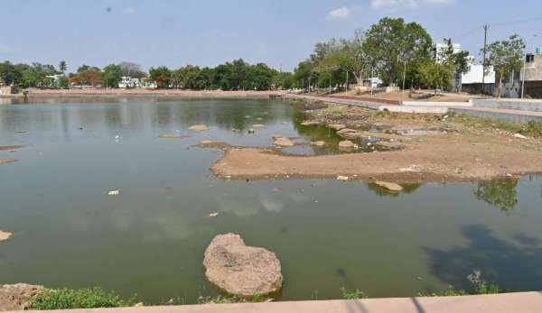 खारुन नदी: जीवनदायिनी खुद जूझ रही जिंदगी के लिए