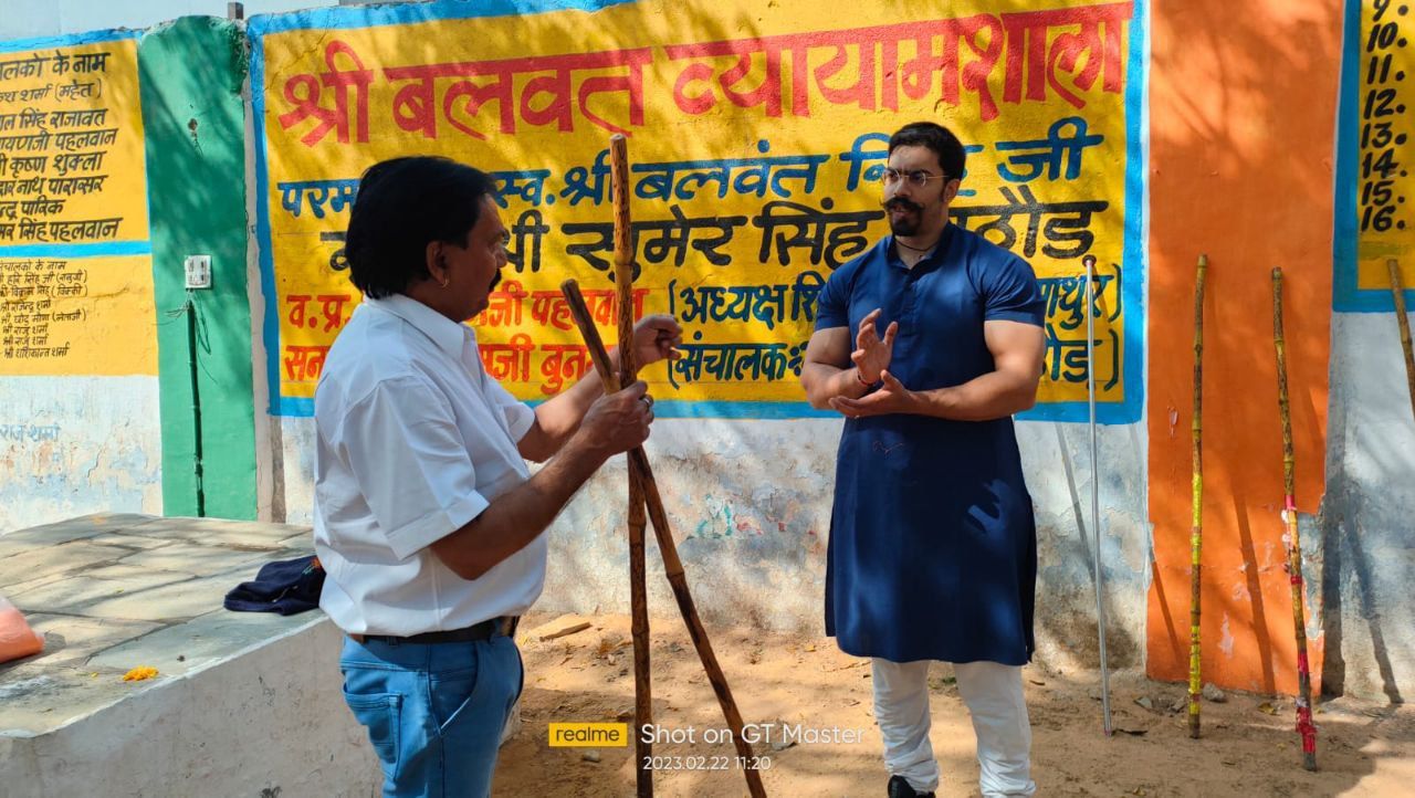 कोलंबिया पिक्चर्स की रोम कॉम फिल्म में नजर आएंगे 'स्टिक मास्टर' राठौड़