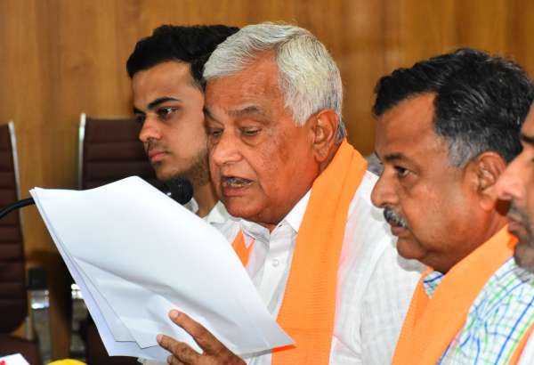 Press conference of MP Kirori Lal Meena - Accusations against CM Gehlot's son Vaibhav Gehlot and Himanshi Gehlot