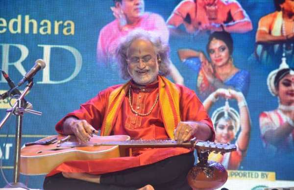 शहीद स्मारक भवन नृत्य श्रीधरा