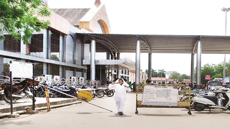 अधिकारी नहीं कर रहे मॉनिटरिंग, इसलिए हो रही मनमानी