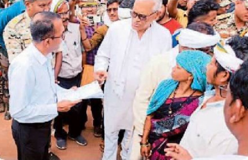 पति को जेल से छुड़ाने, 6 साल से लगा रही नागपुर तक पैदल चक्कर, जानिए जैमती का संघर्ष