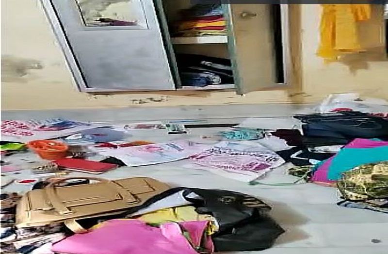 सूने मकान को चोरों ने बनाया निशाना
