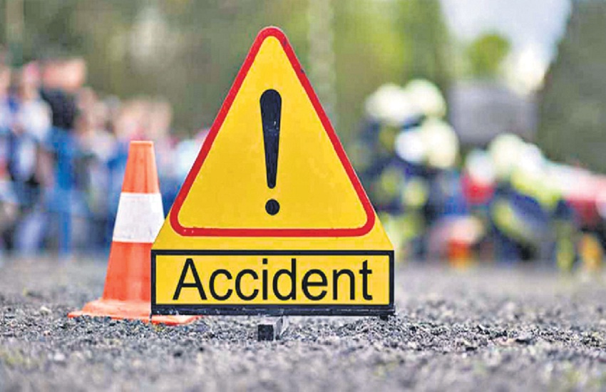 Road Accident : कार की चपेट में आए मासूम, एक की मौके पर मौत, दूसरी घायल