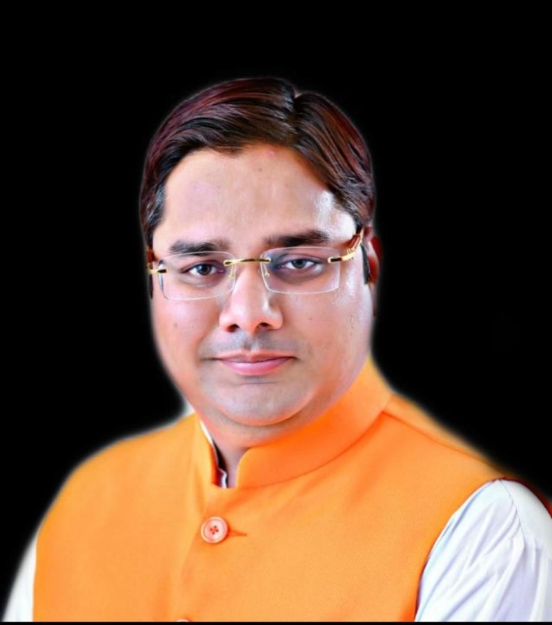 Meerut News: रात में शराब पीकर पत्नी से की मारपीट, सुबह बेड पर भाजयुमो नेता की लाश; देखें वीडियो