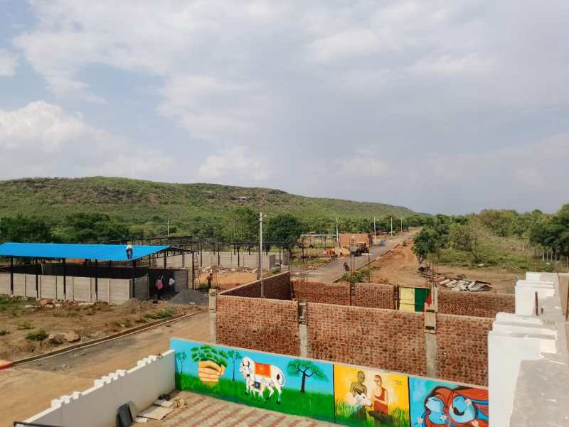 डेयरी विस्थापन: आसान नहीं मवेशियों को पकडऩा