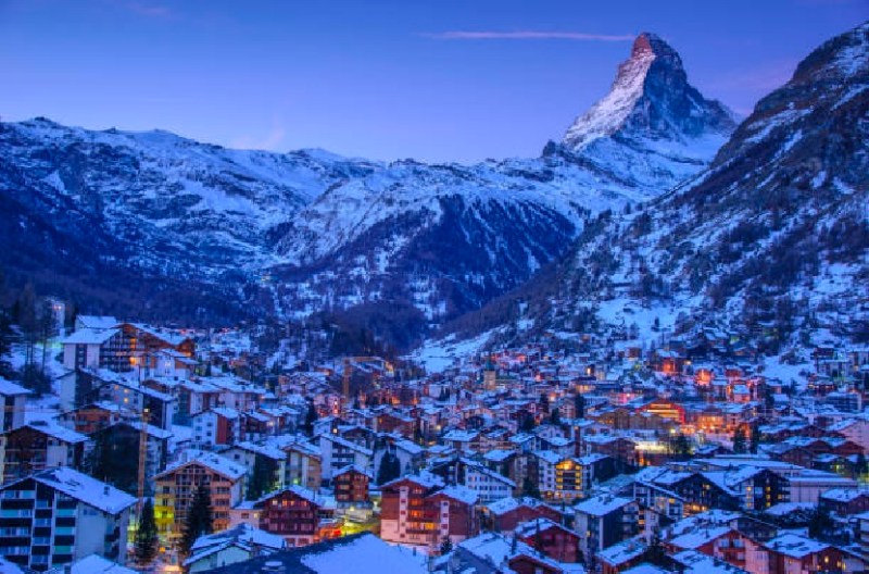 zermatt_village_switzerland.jpg